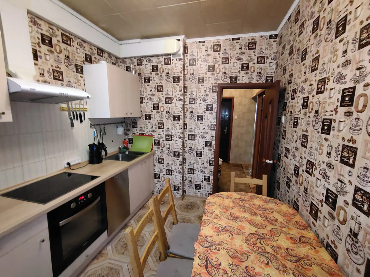 Апартаменты 2-х комн на Олимпийской 89, 4 этаж