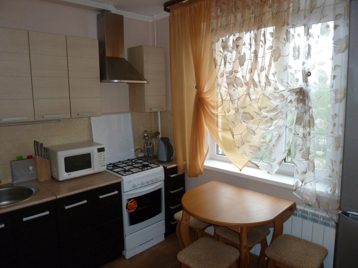 Апартаменты Домовой Молодёжная 13