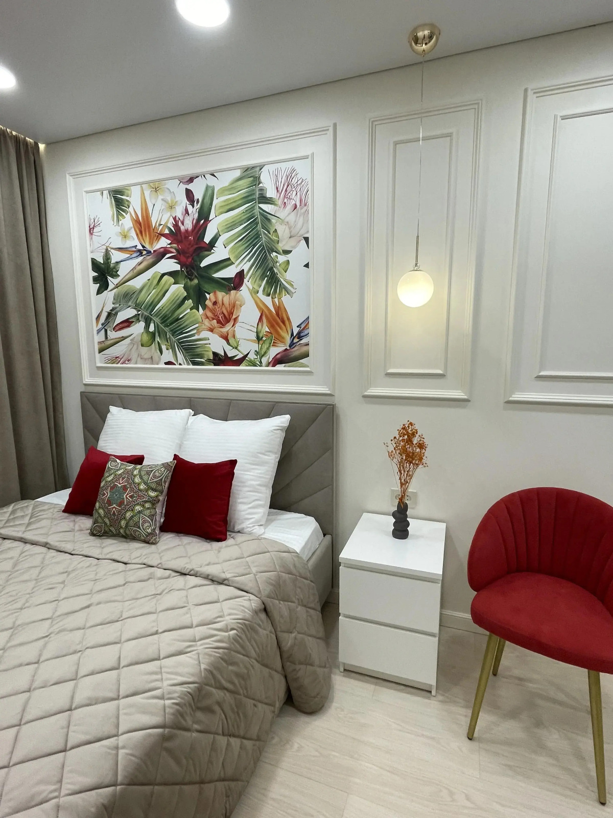 Апартаменты в центре с красивым видом из окна Рядом Метро и Кремль