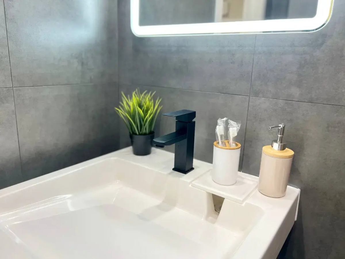 Апартаменты Люкс на Индустриальной 22