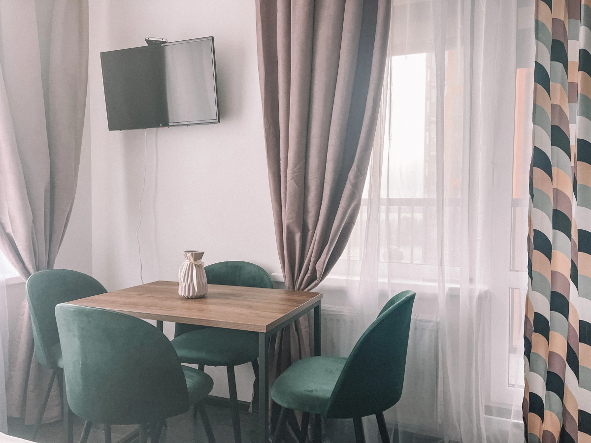 Апартаменты Студия Эмеральд на Арцеуловской