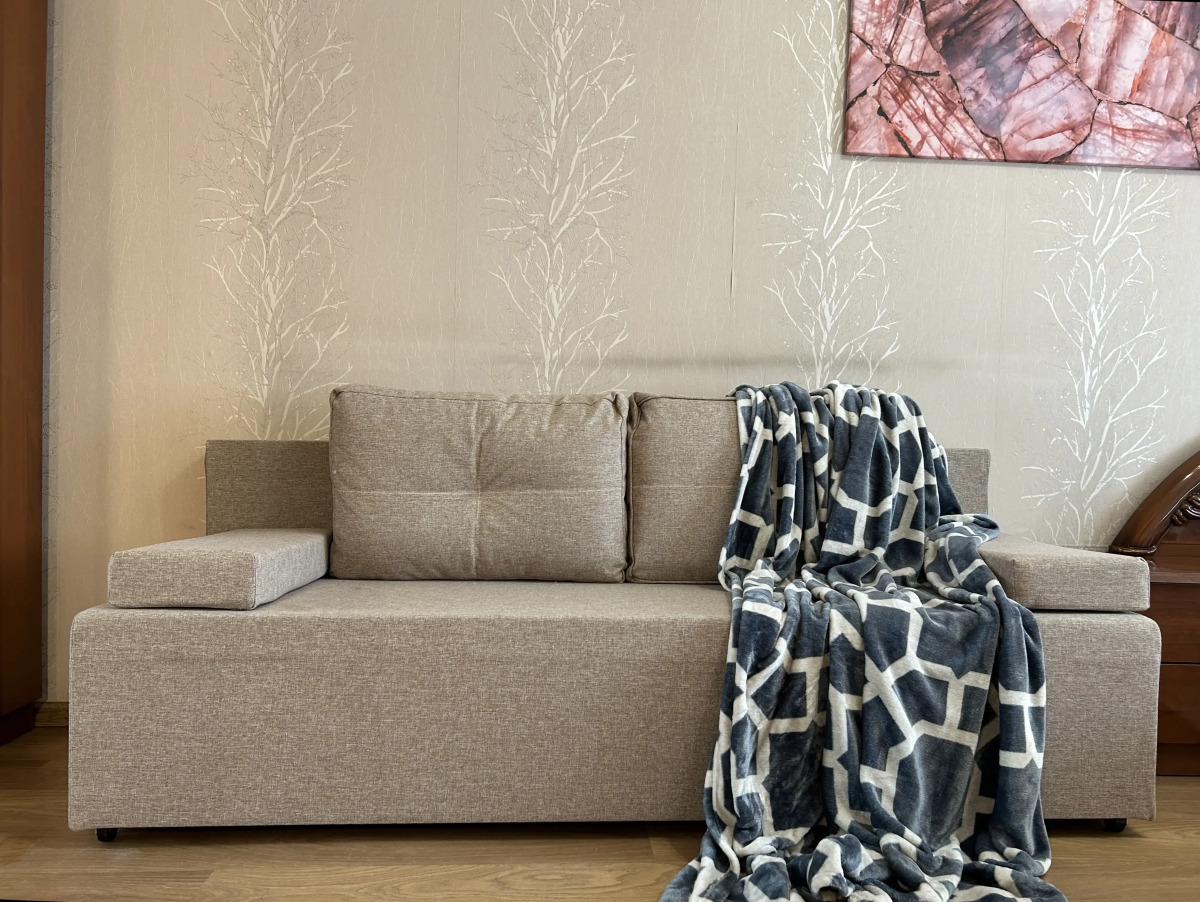 Апартаменты Хорошая квартира в пешей доступности с больницей Электроника