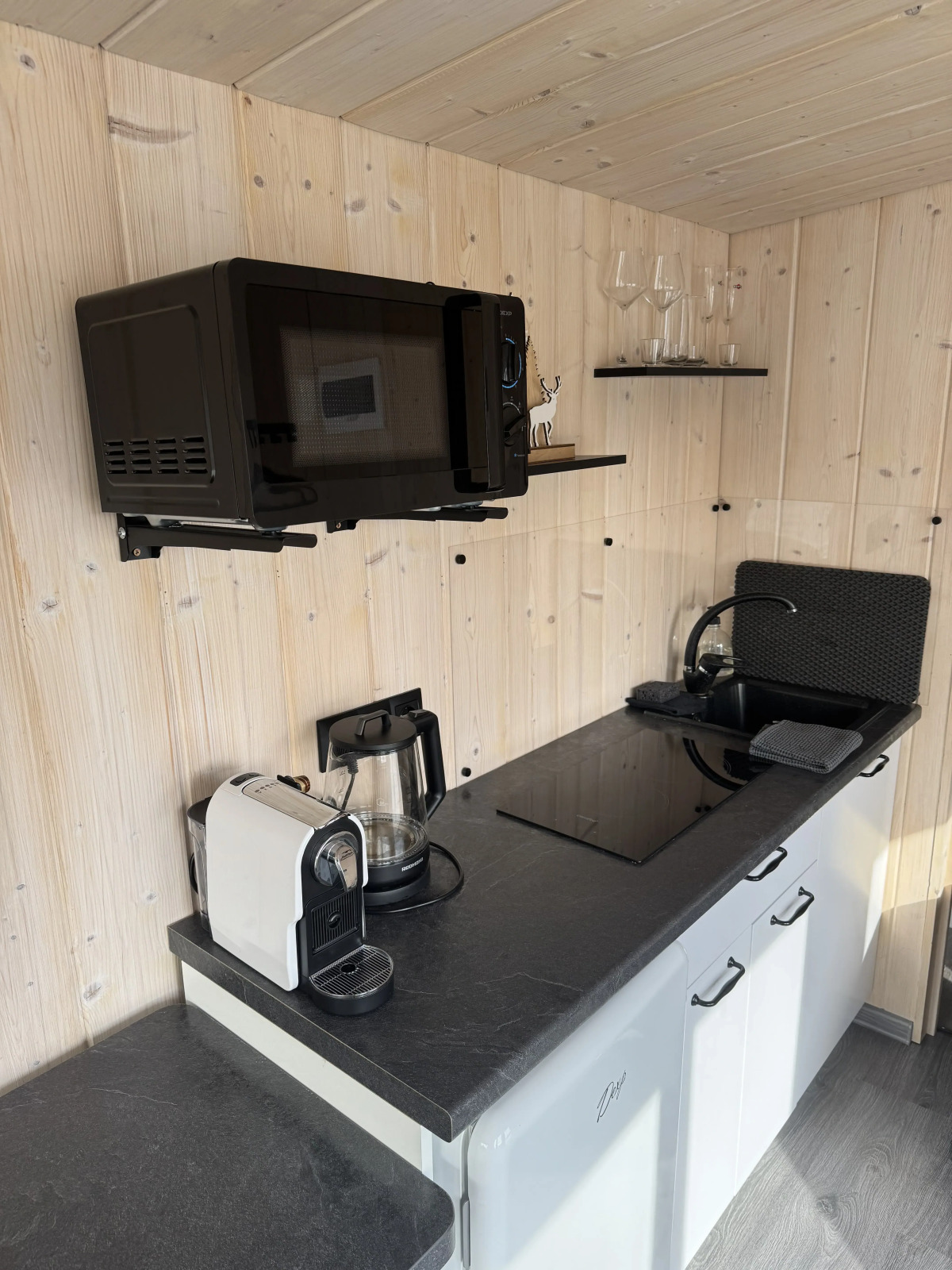 Частный дом Glamping by river