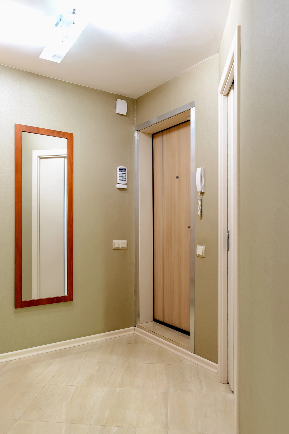 Апартаменты класса люкс, рядом СК Арктика, Олимп