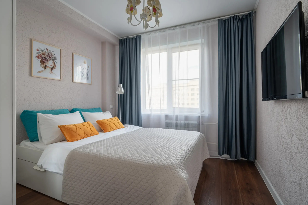 Квартира KRASROOM на Набережной Енисея