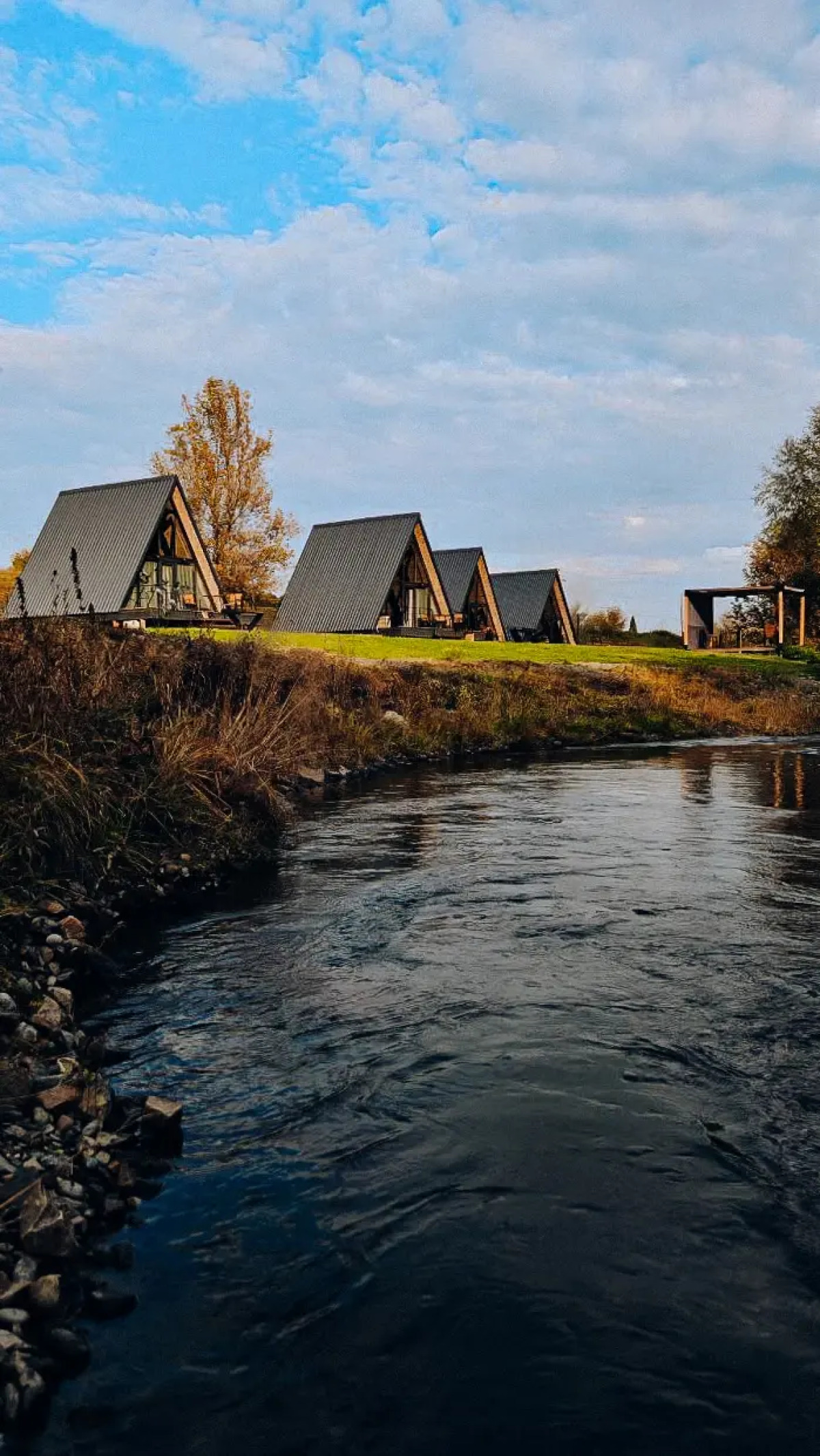 Шале двуэтажный А-фрейм с террасой