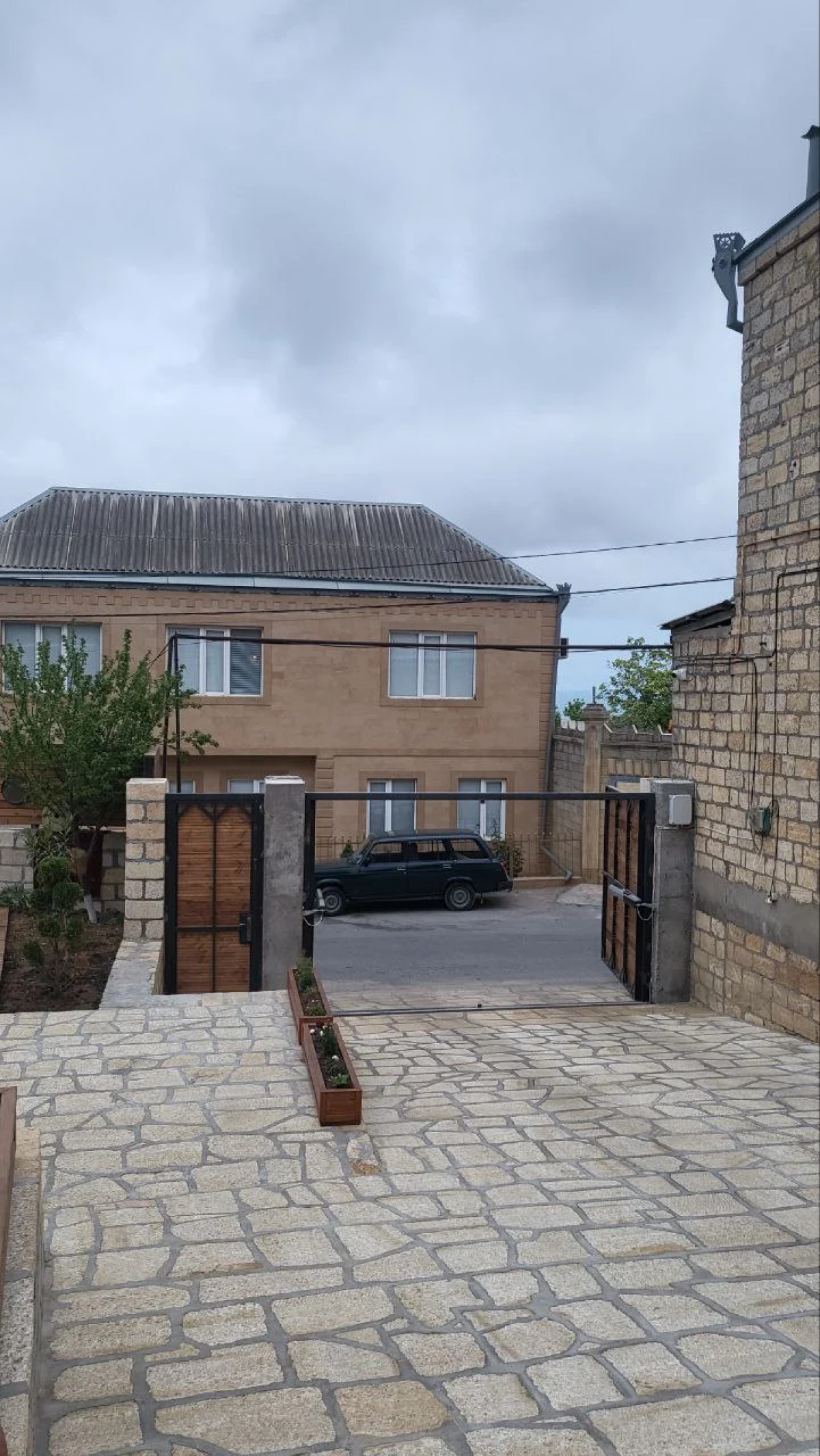 Частный дом с видом на крепость