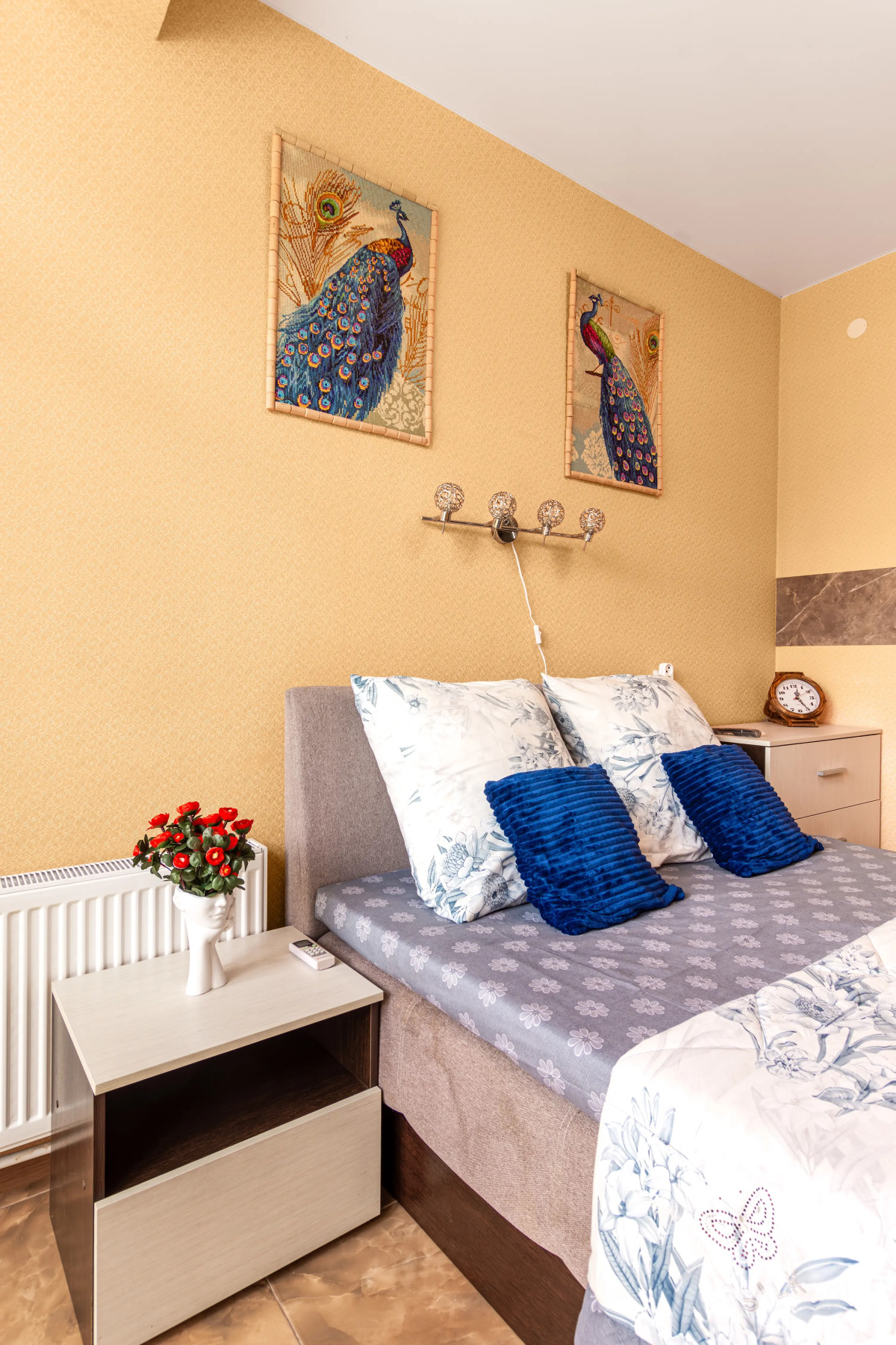 Квартира Евротрешка с видом на горы