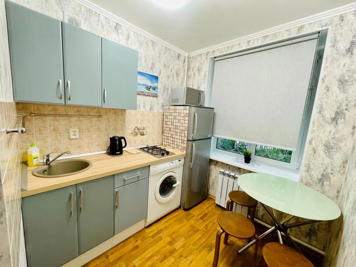 Квартира HotelRoom24 Большой Кондратьевский 8