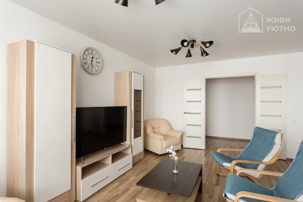 Апартаменты Живи Уютно Много места