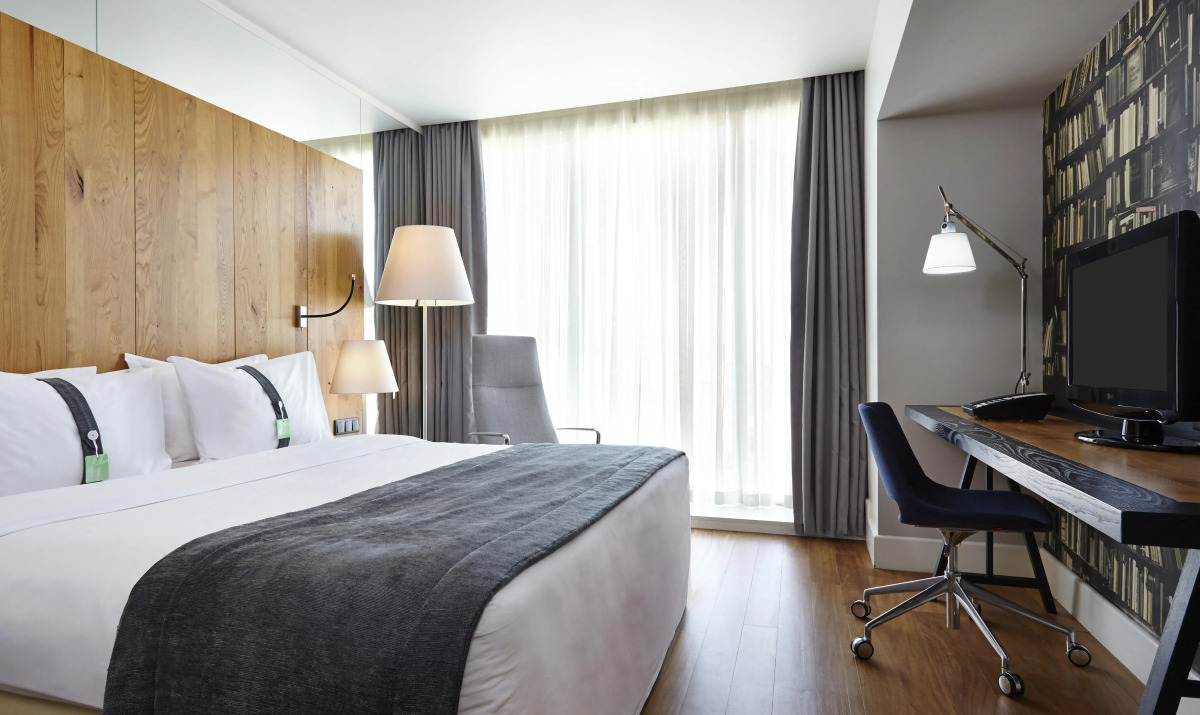 Отель Holiday Inn Тбилиси