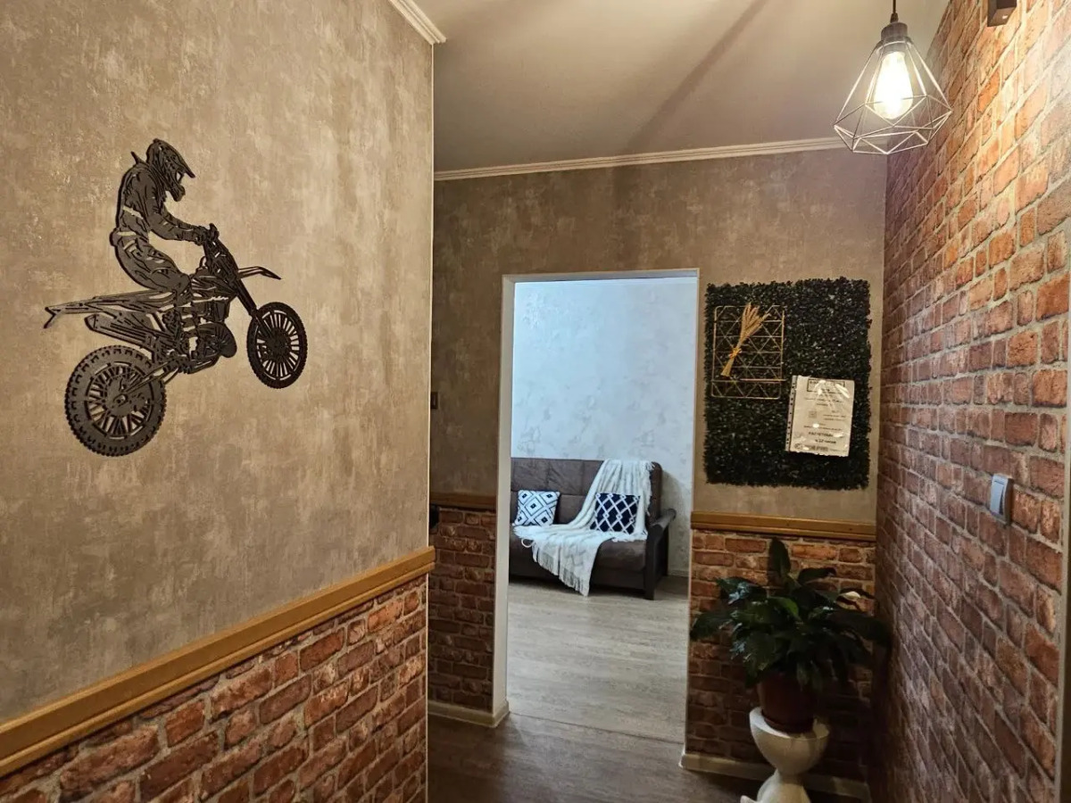 Квартира Айда к Регине (50 лет Октября 75)