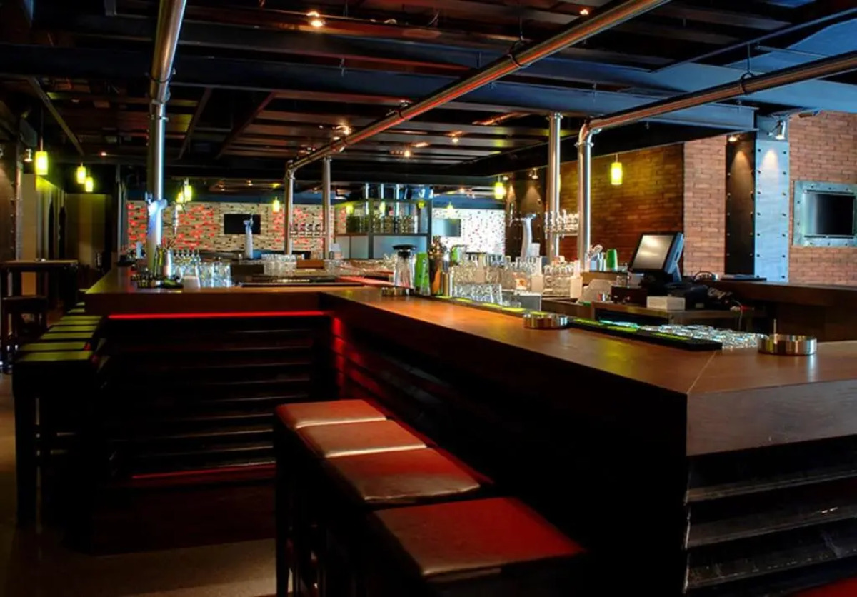 Отель Dubai Marine Beach Resort & Spa