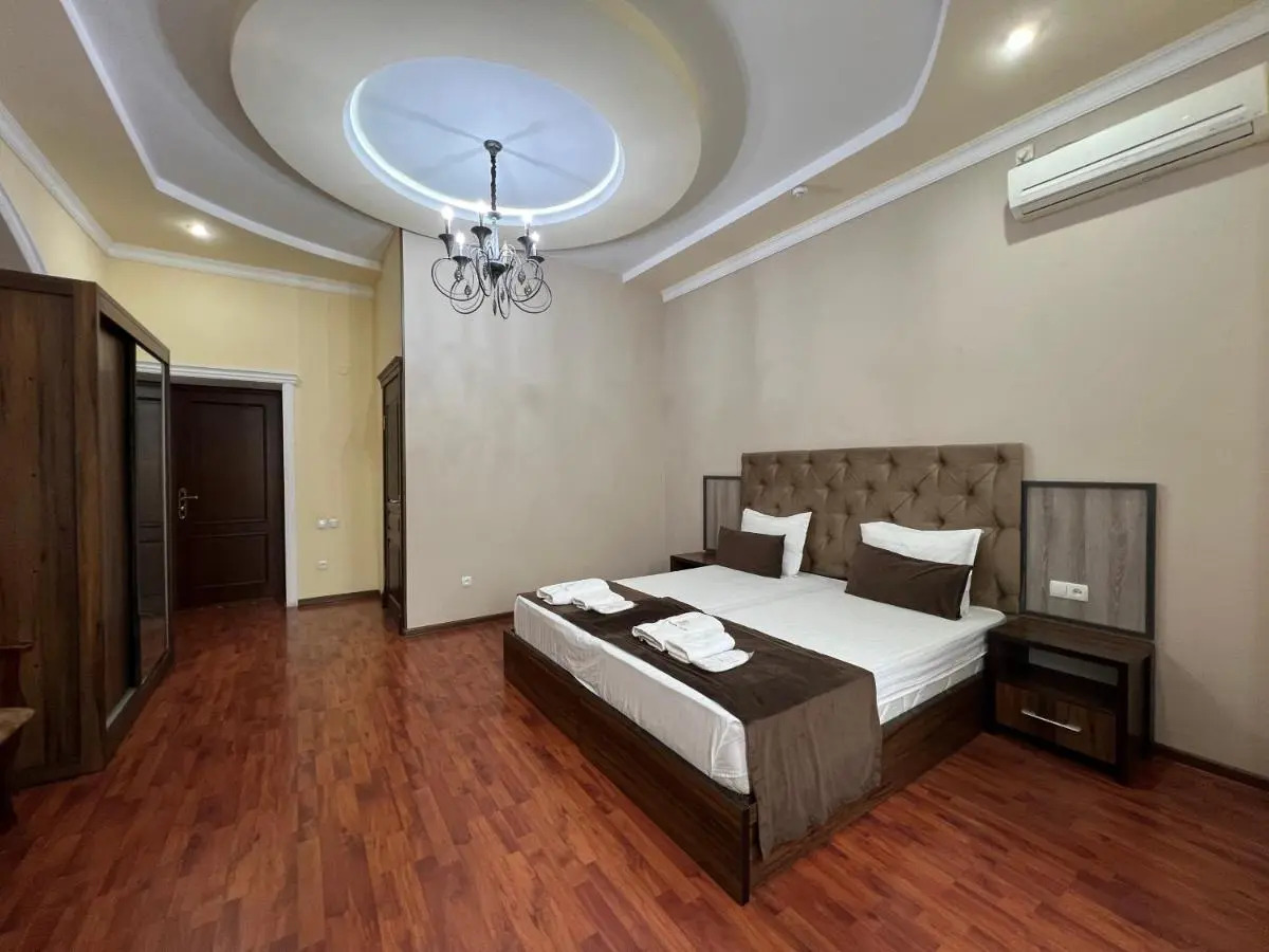 Отель Art Elite