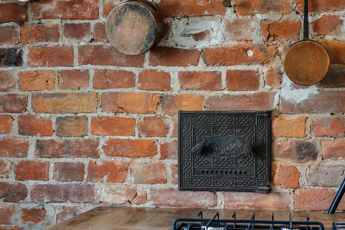 Апартаменты Яркий Лофт с видом на крыши