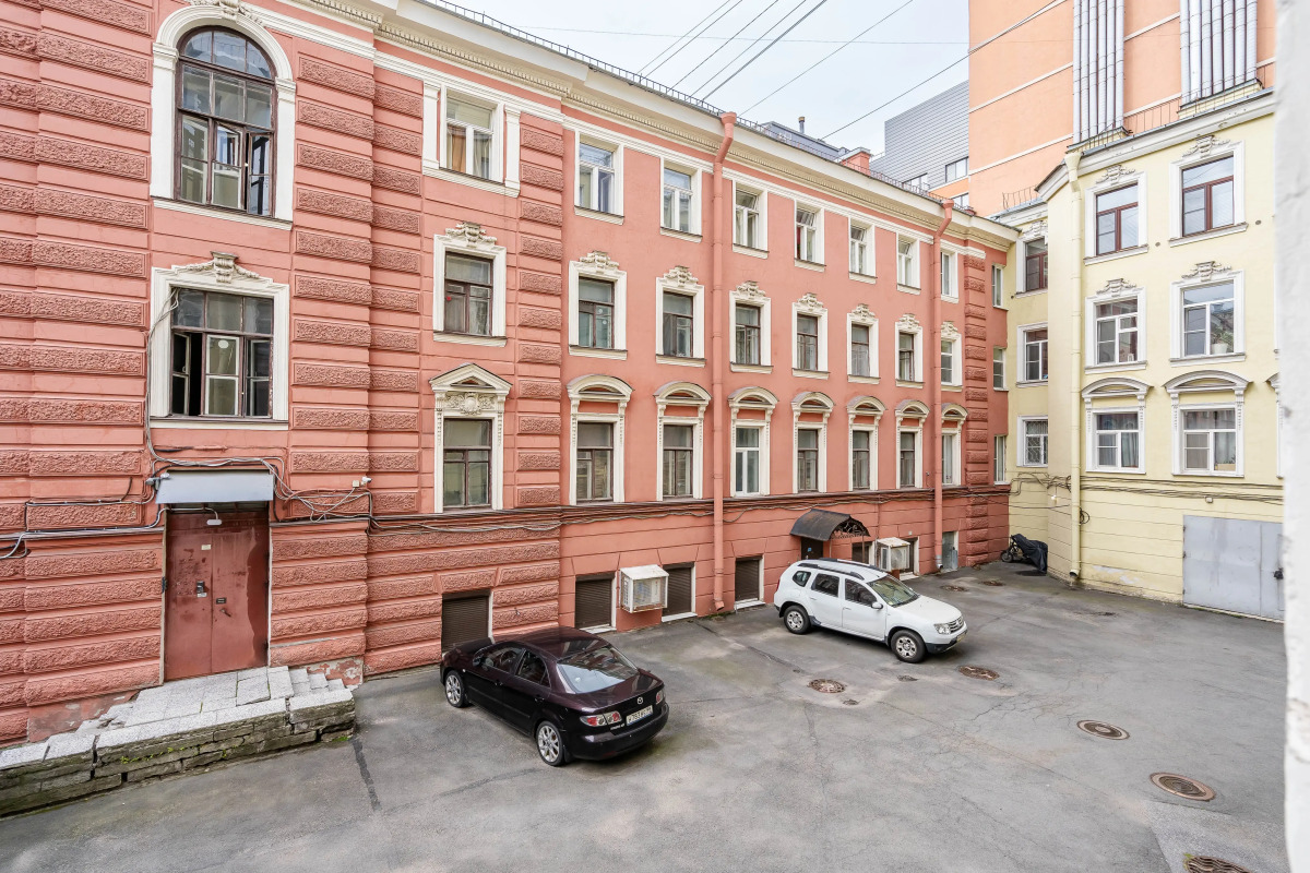 Квартира Уютная студия с дизайнерским ремонтом