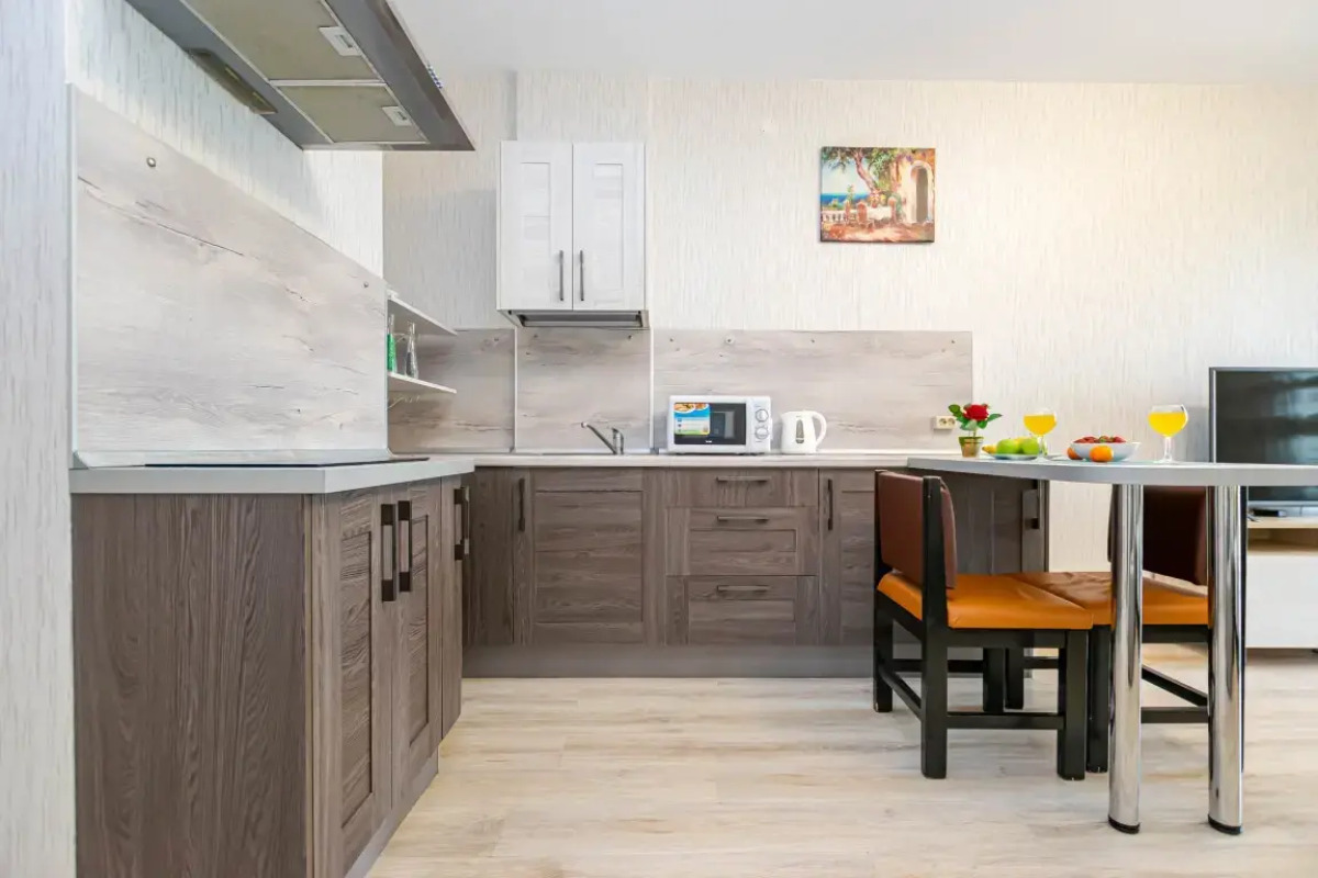 Апартаменты Cosmos Apart на Революции 54 (1)