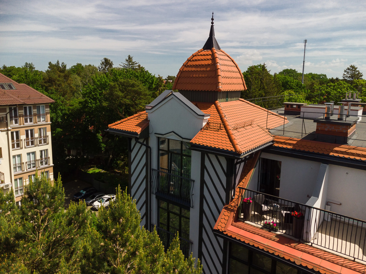 Квартира с башней и терассой