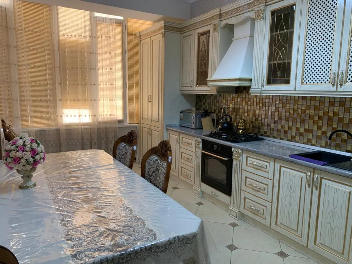 Апартаменты Буйнакская 8