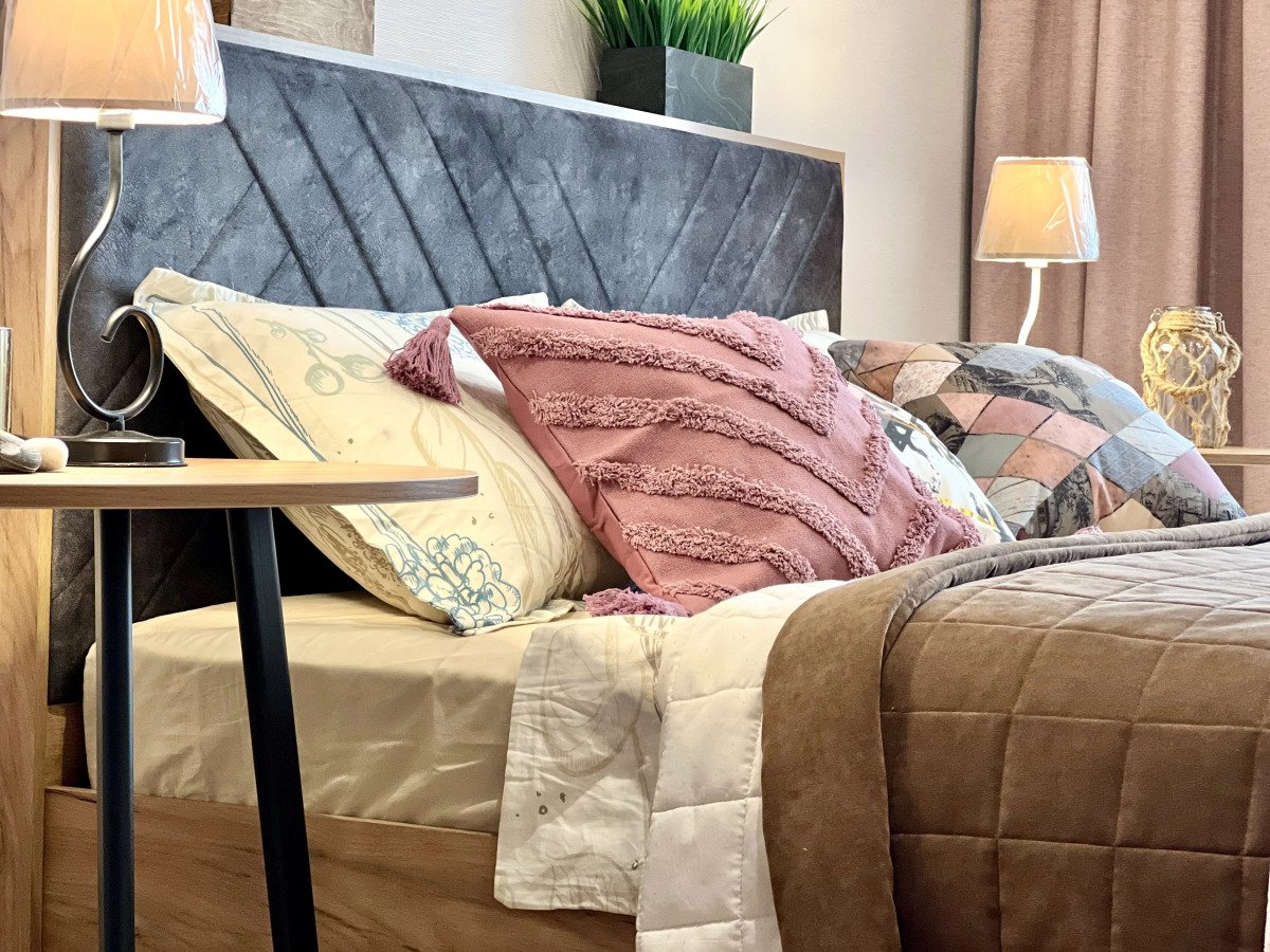 Апартаменты в тихом районе на восьмом этаже