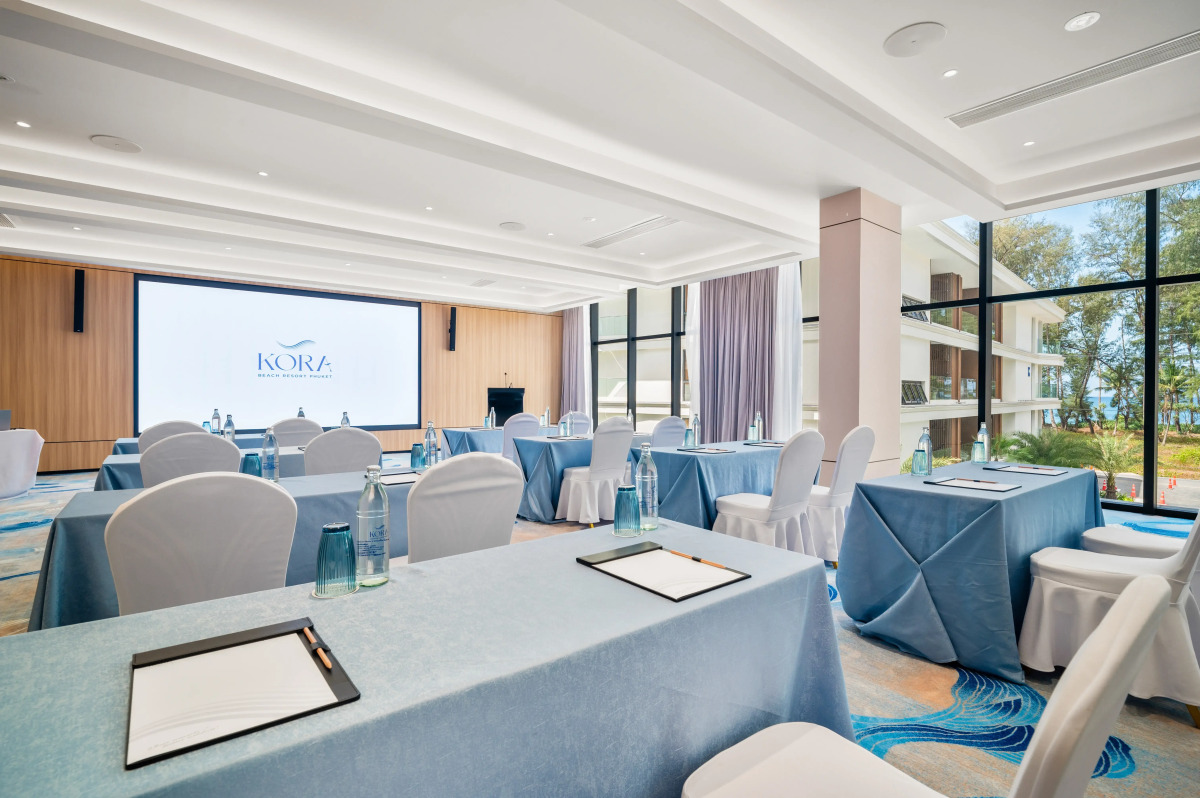 Курортный Отель Kora Beach Resort Phuket