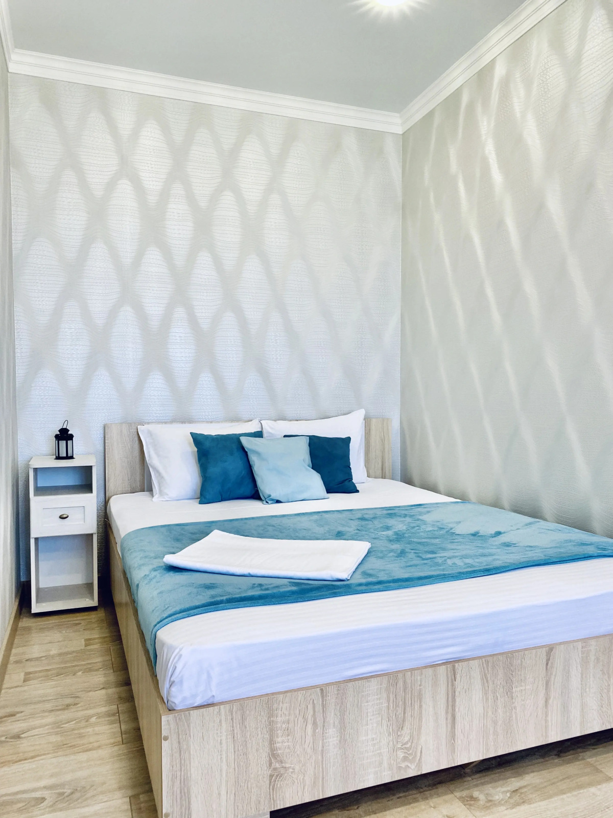 Квартира Уютная однокомнатная с видом на парк и озеро