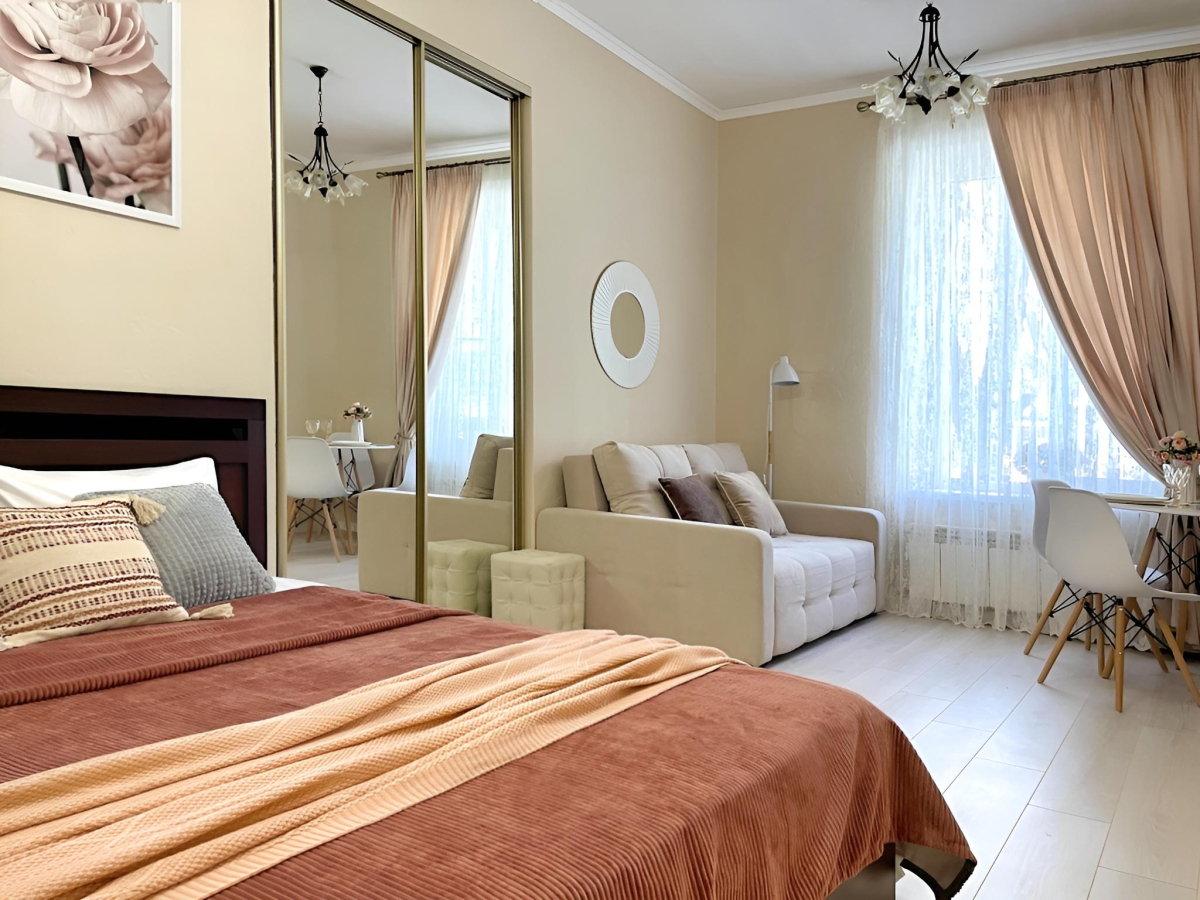 Уютная квартира студия на Бродвее