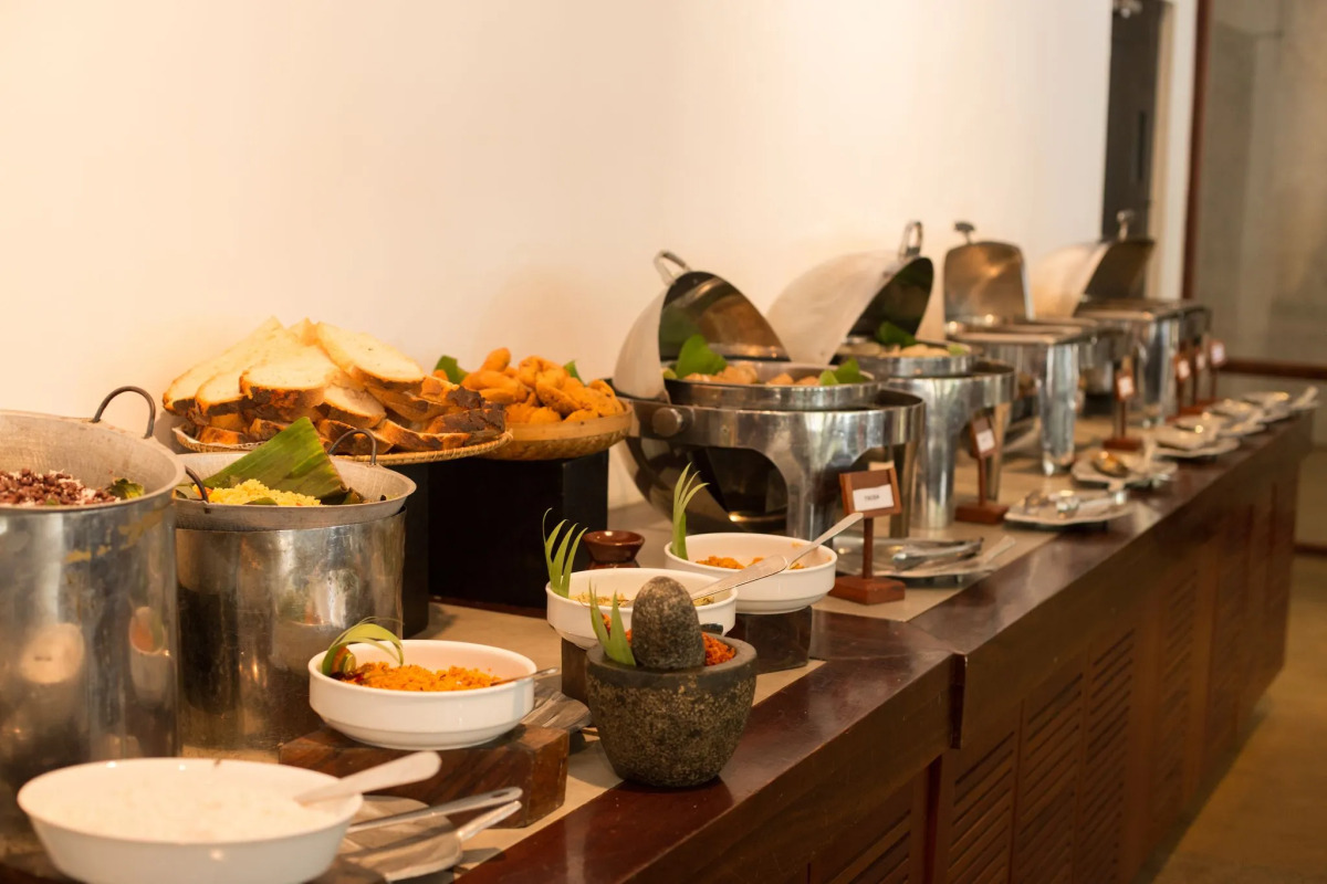 Отель Nilaveli Beach