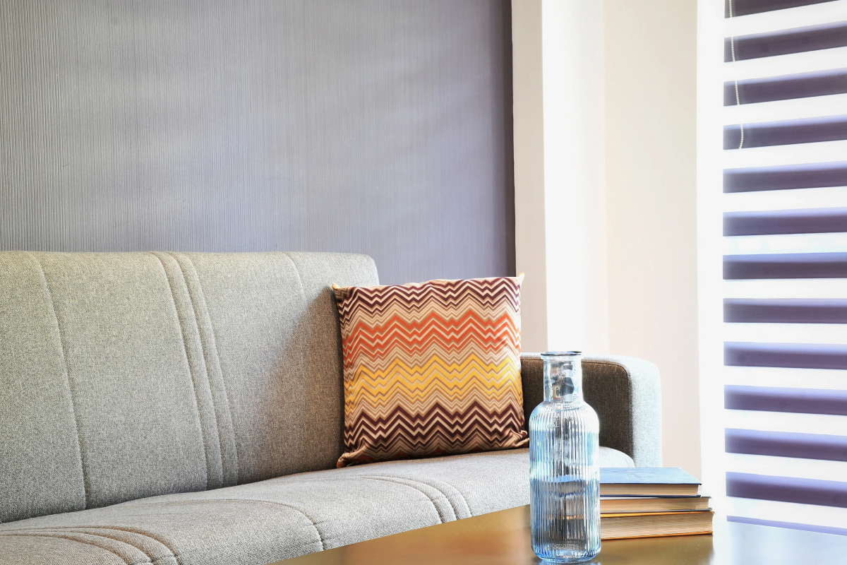 Апартаменты Newly Renovated Condo, Steps to Republic Square