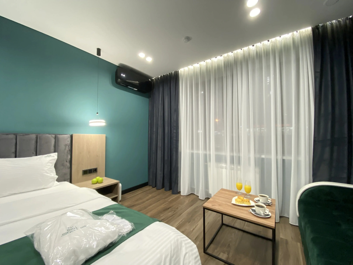 Отель Royal Status