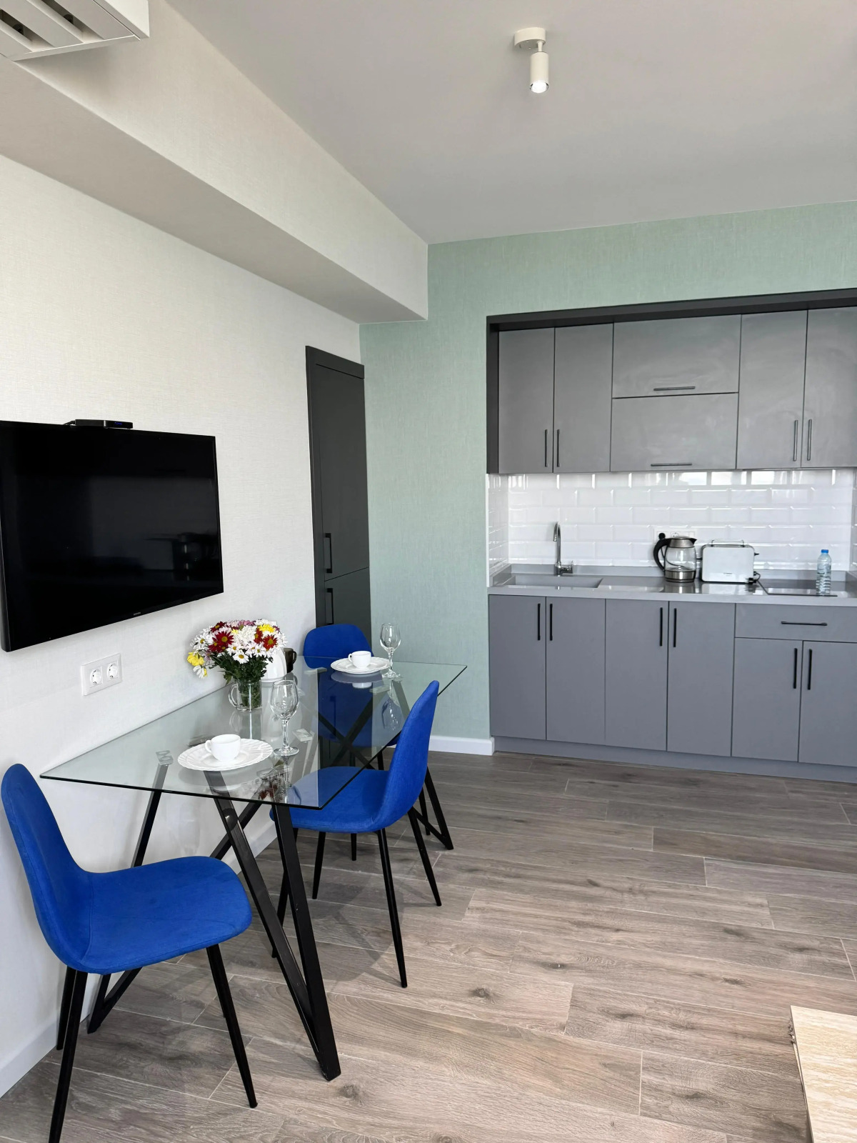 Апартаменты Alliance by Courtyard Hotel 5 KH