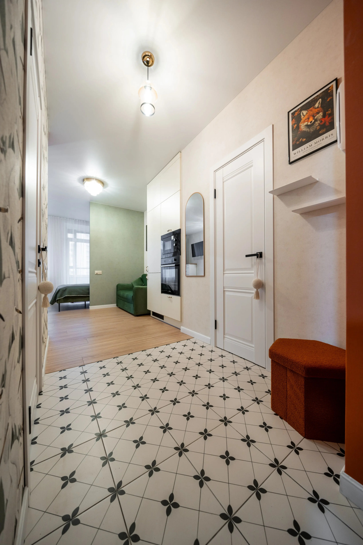 Квартира Яркая студия у метро Пионерская