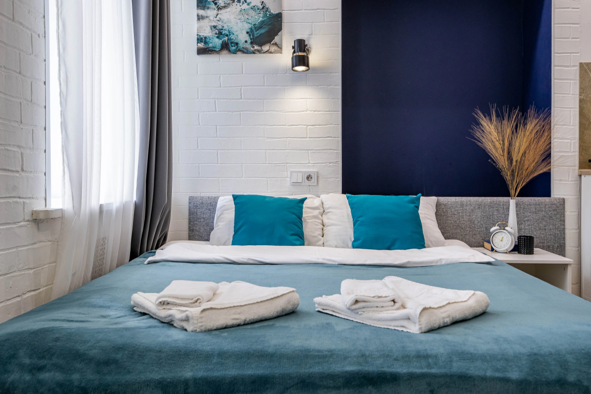 Апартаменты ДВА ГОРОДА на набережной Невы