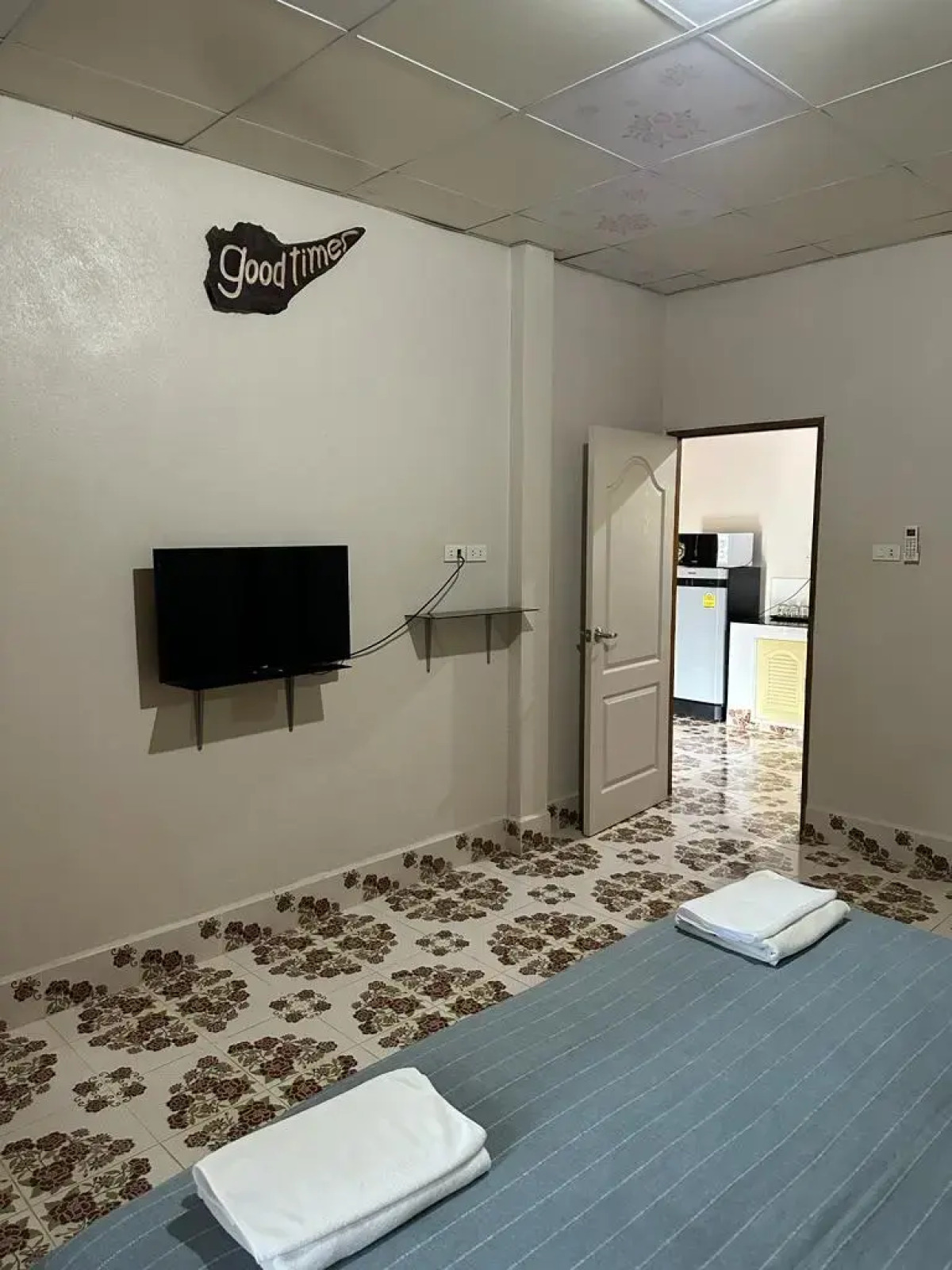 Отель Fine Times Resort