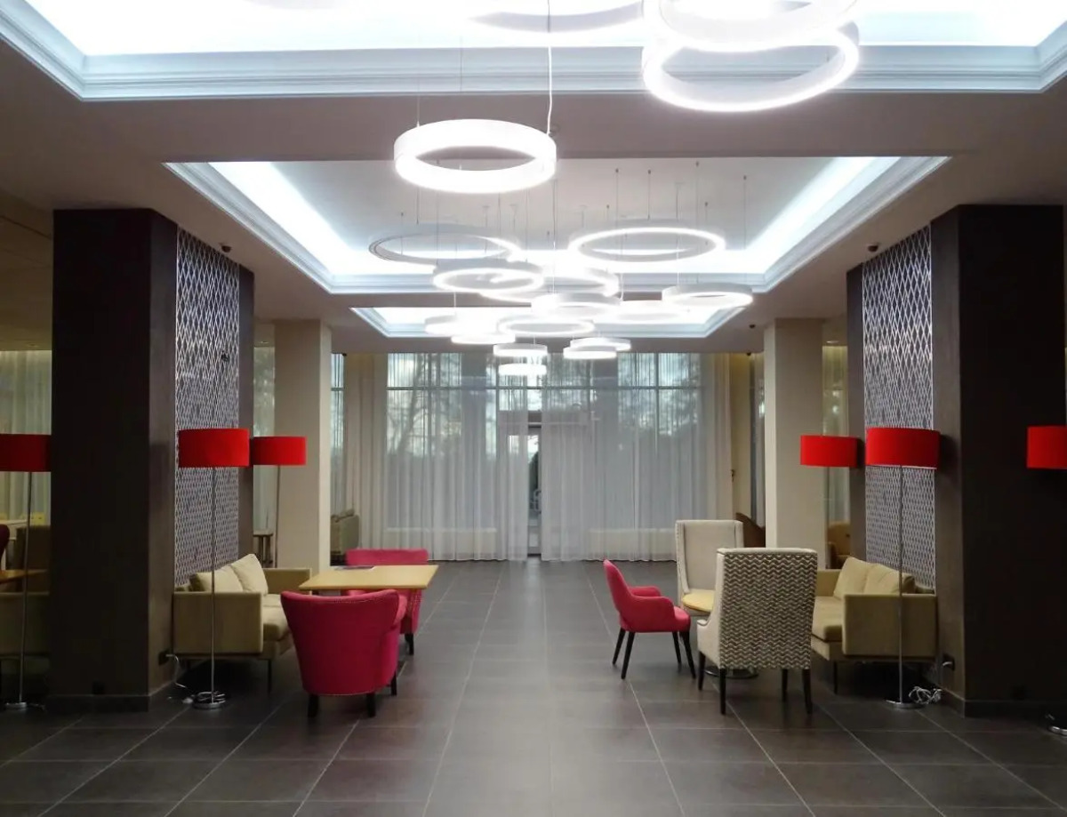 Отель Ramada Hotel & Suites by Wyndham Alabuga
