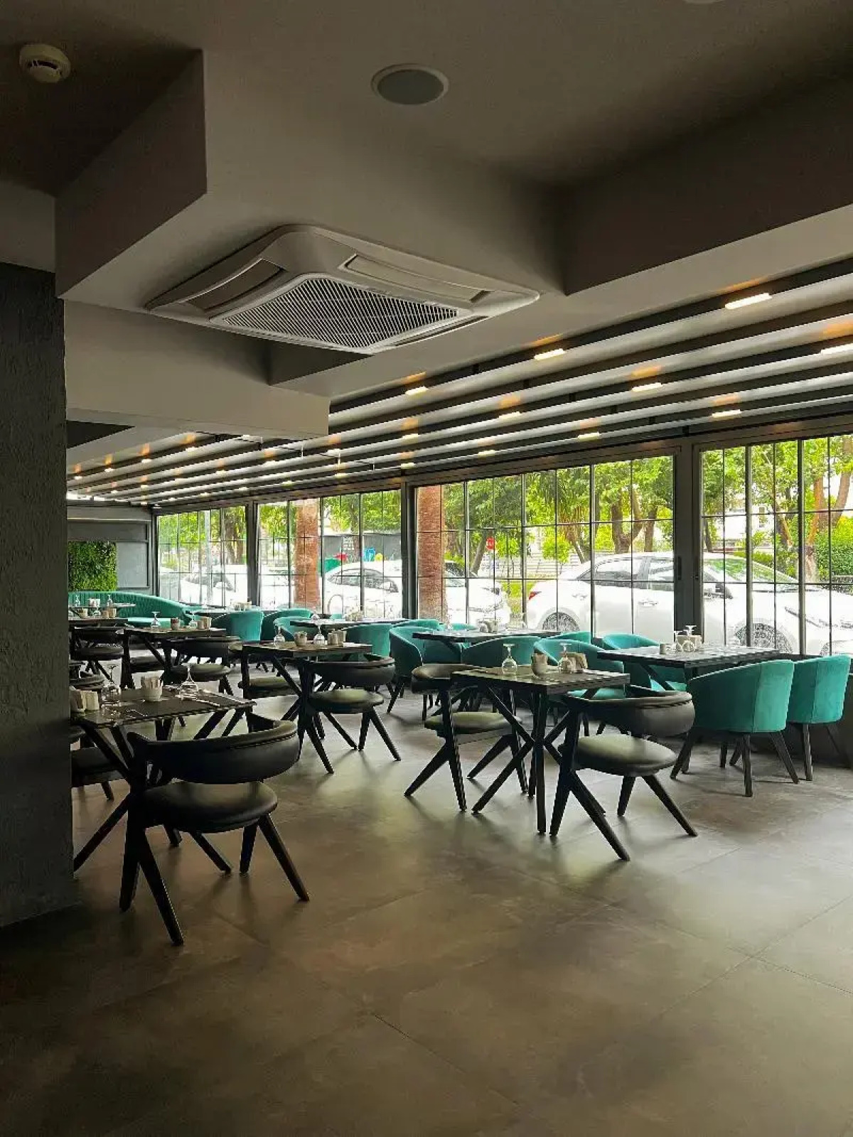 Отель Falcon 1511