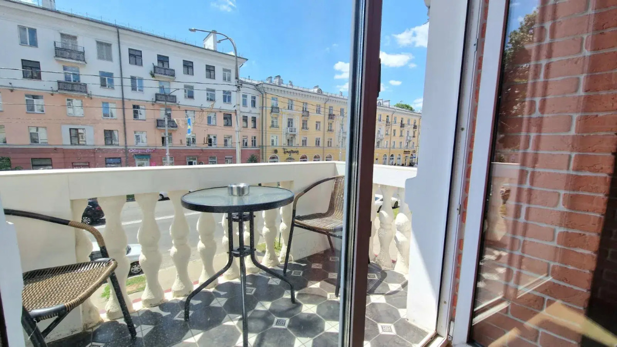 Апартаменты на проспекте Ленина 33