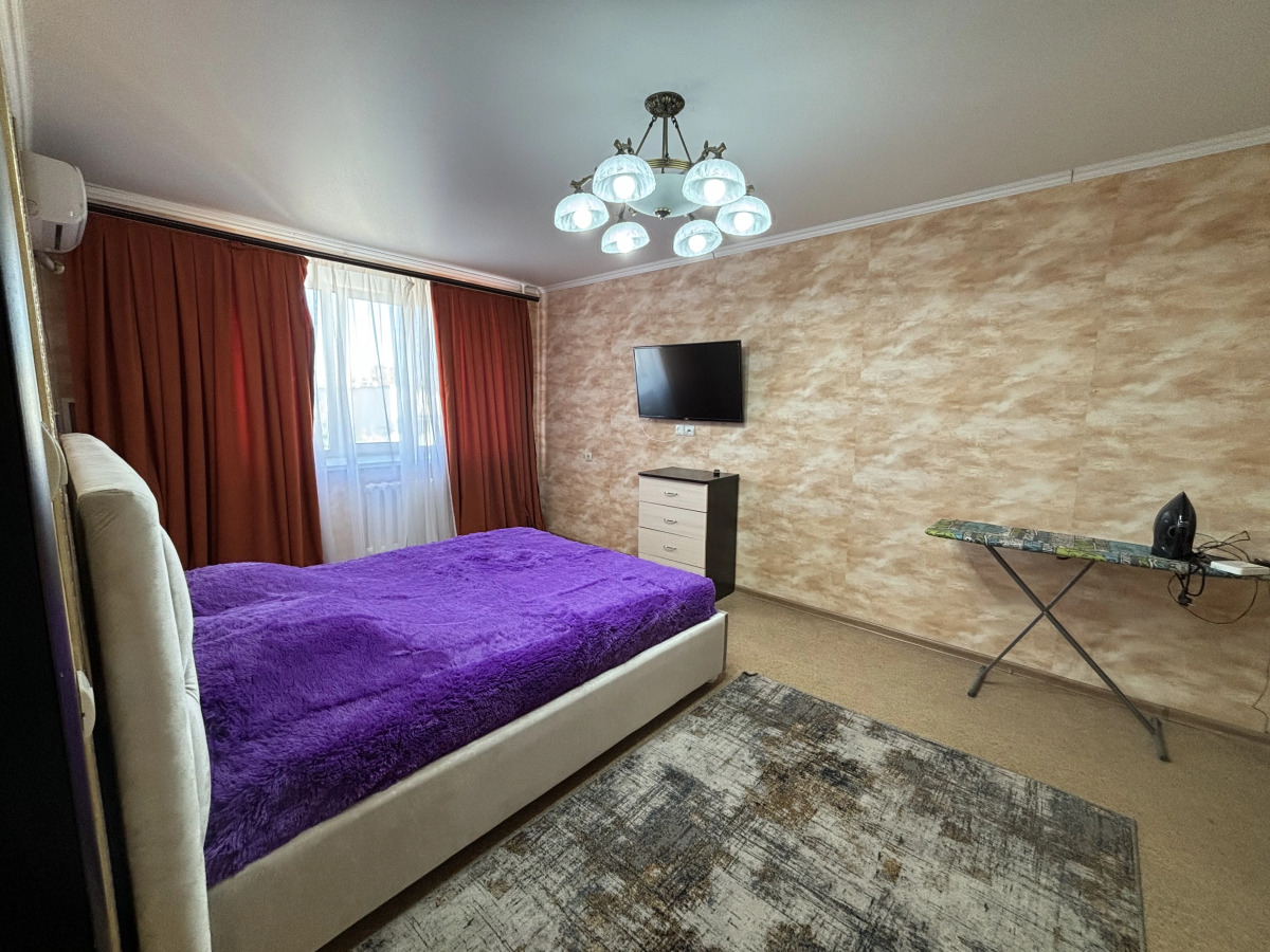 Квартира Улучшенная на Вахитова 23