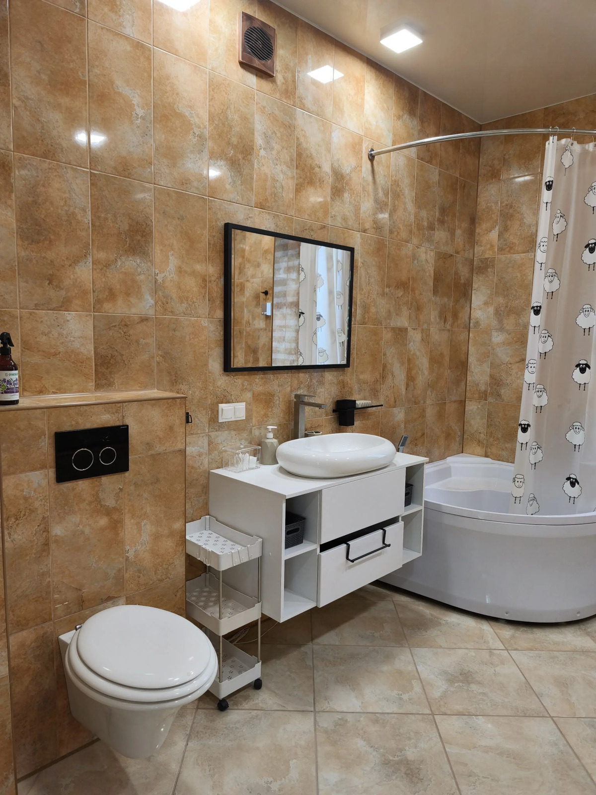 Квартира просторная на Богдана Хмельницкого