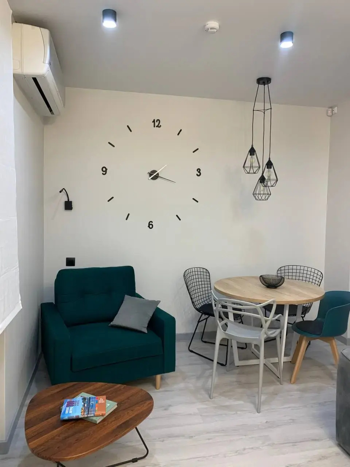 Квартира 2-комнатная уютная в центре в дизайнерском исполнении