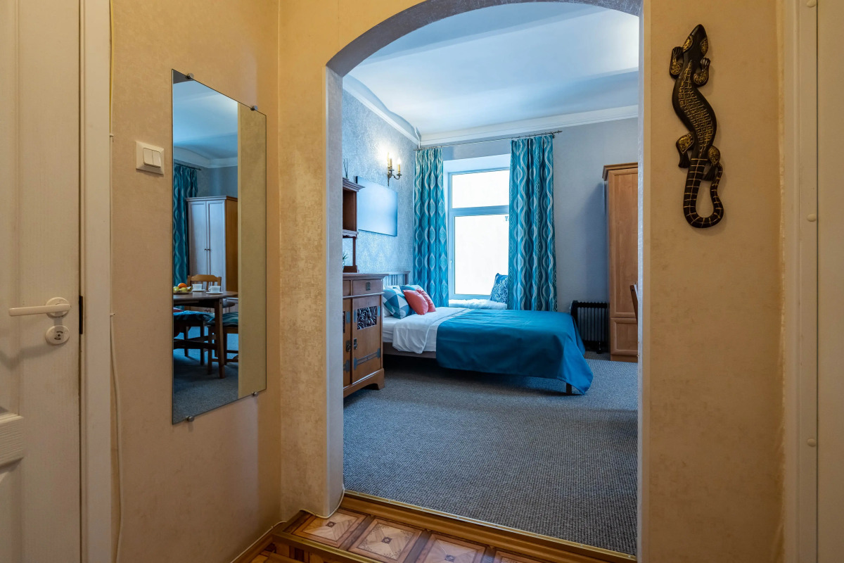 Апартаменты атмосферные SutkiLive в Центре у м. Горьковская