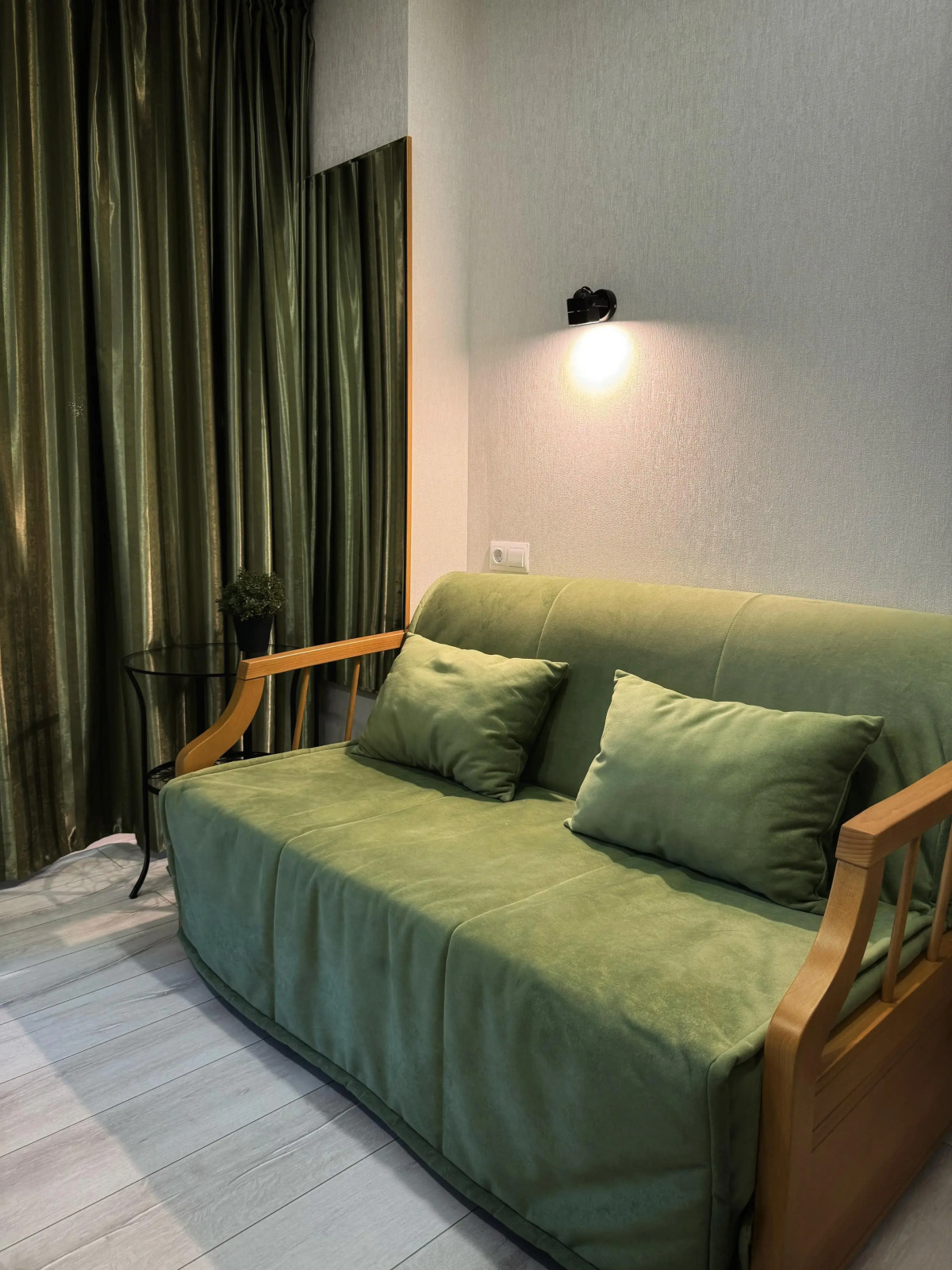 Апартаменты с балконом и видом на море