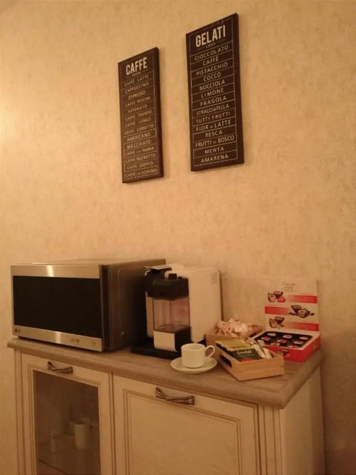 Отель GloryVell