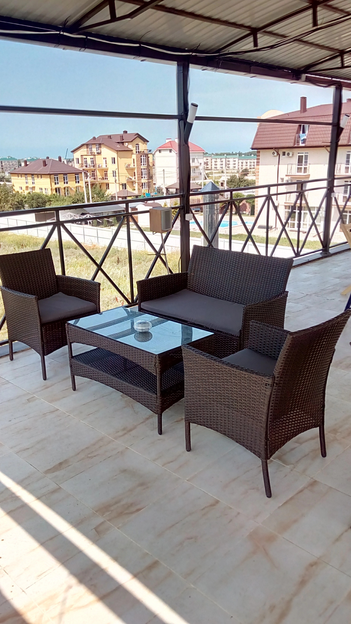 Guest House on Aivazovskogo 38