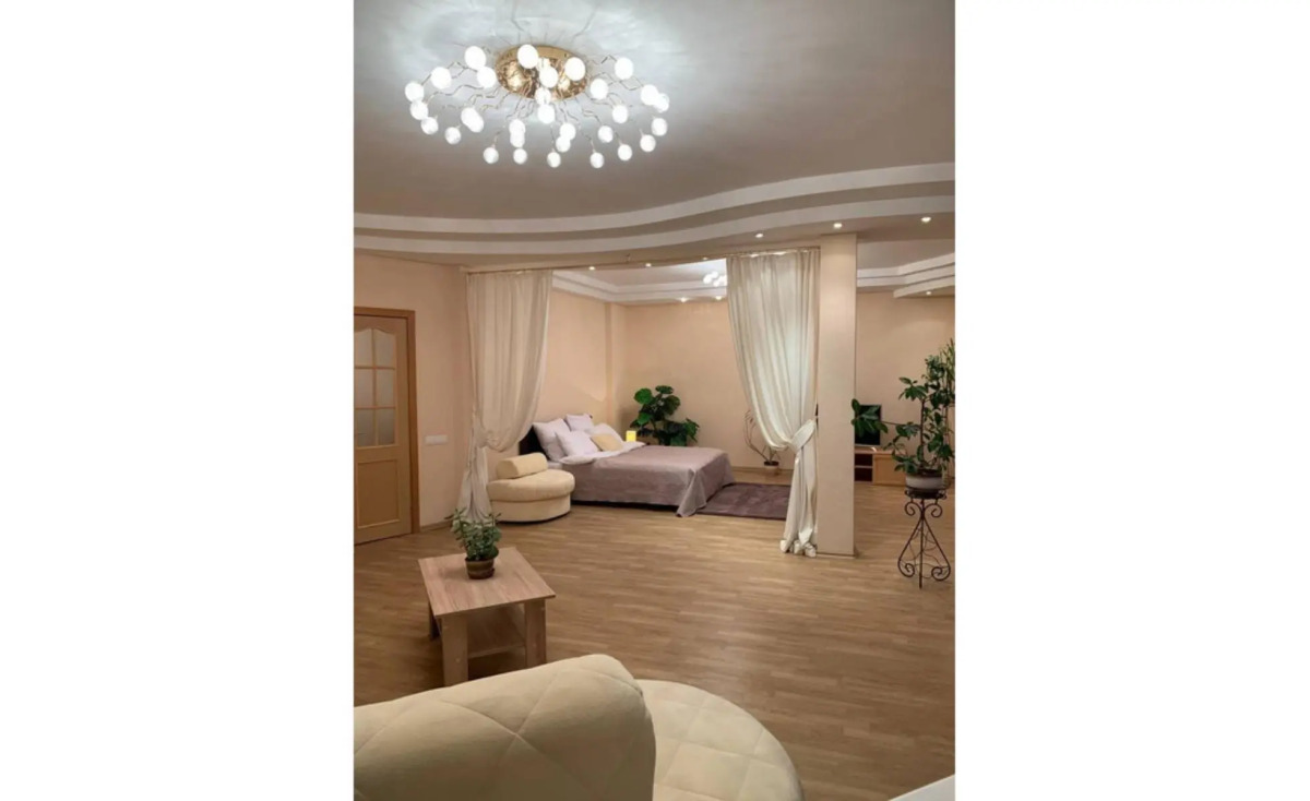 Апартаменты Генерала Лизюкова 61В