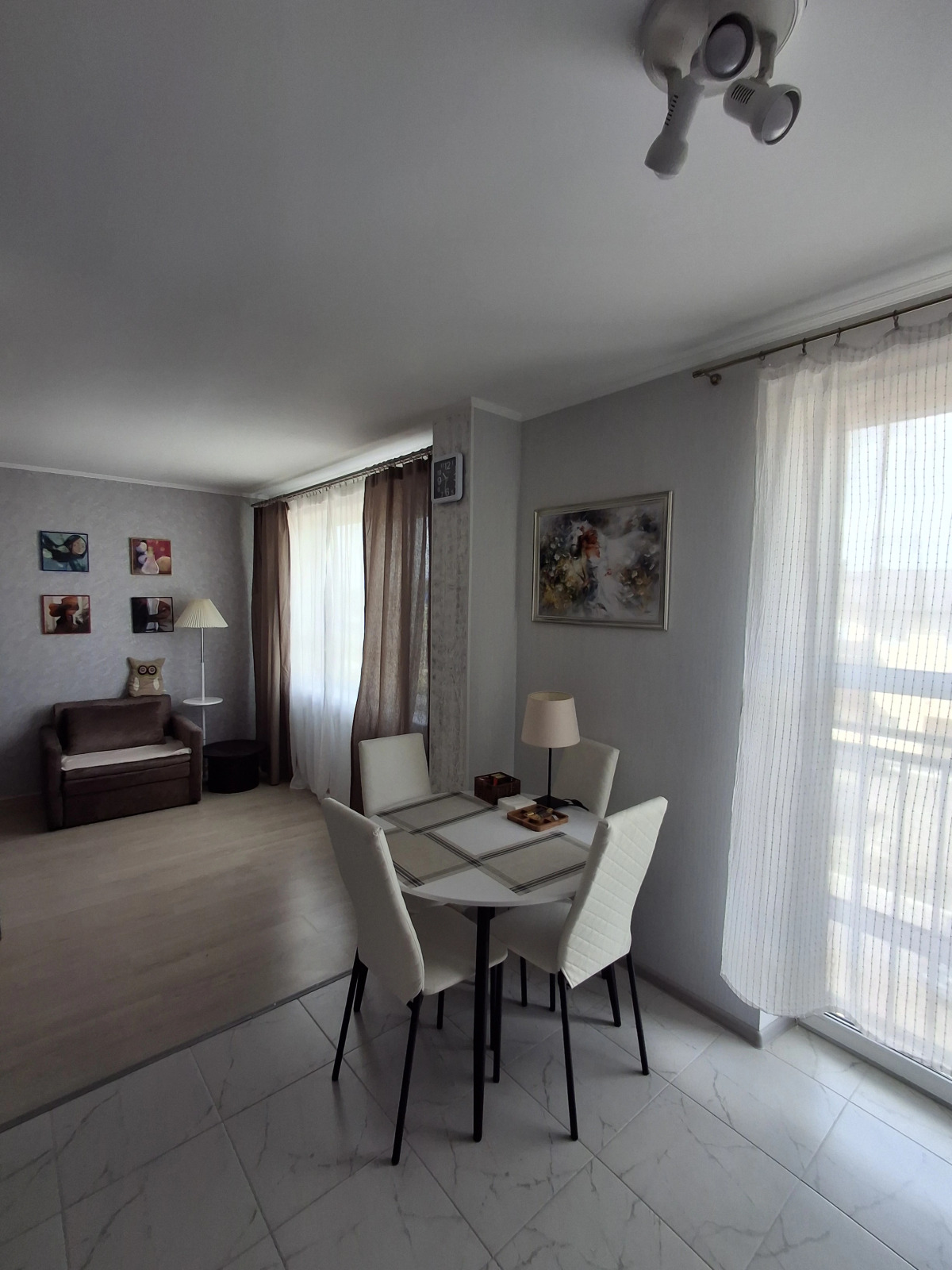 Апартаменты на Пригородной 10