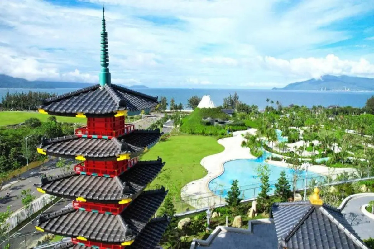 Курортный отель Da Nang  Mikazuki Japanese Resorts and Spa