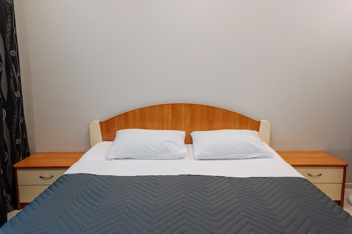 Апартаменты 9 ночей на Островского 5