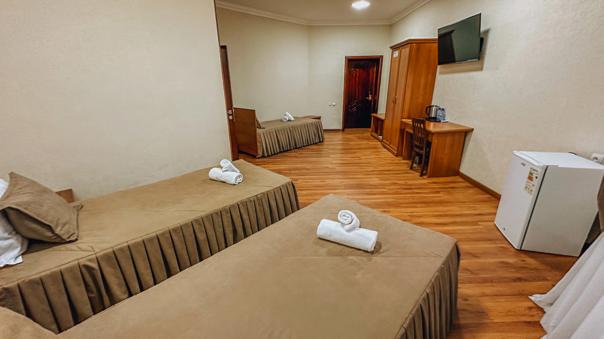 Отель Pakhlavon Hotel