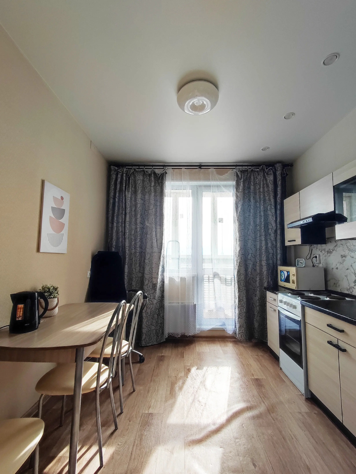 Квартира на Самаровская 2